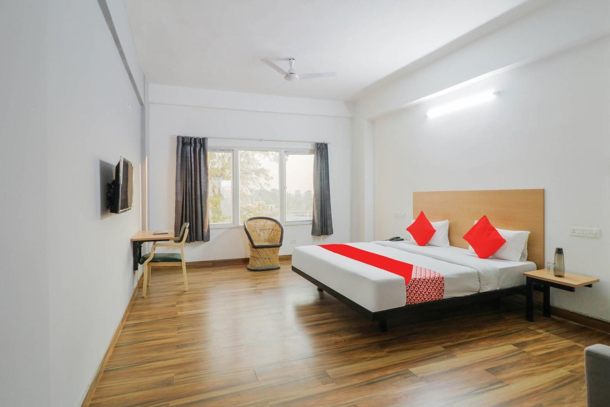 Townhall Bhiwadi Εξωτερικό φωτογραφία